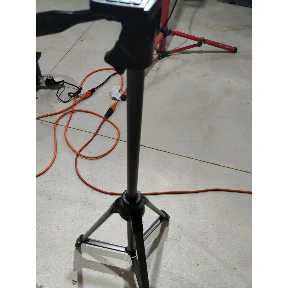 Gfm 52.12 Photo And Video Tripod Lightweight To A Pinhead Elevator Rubber Feet
